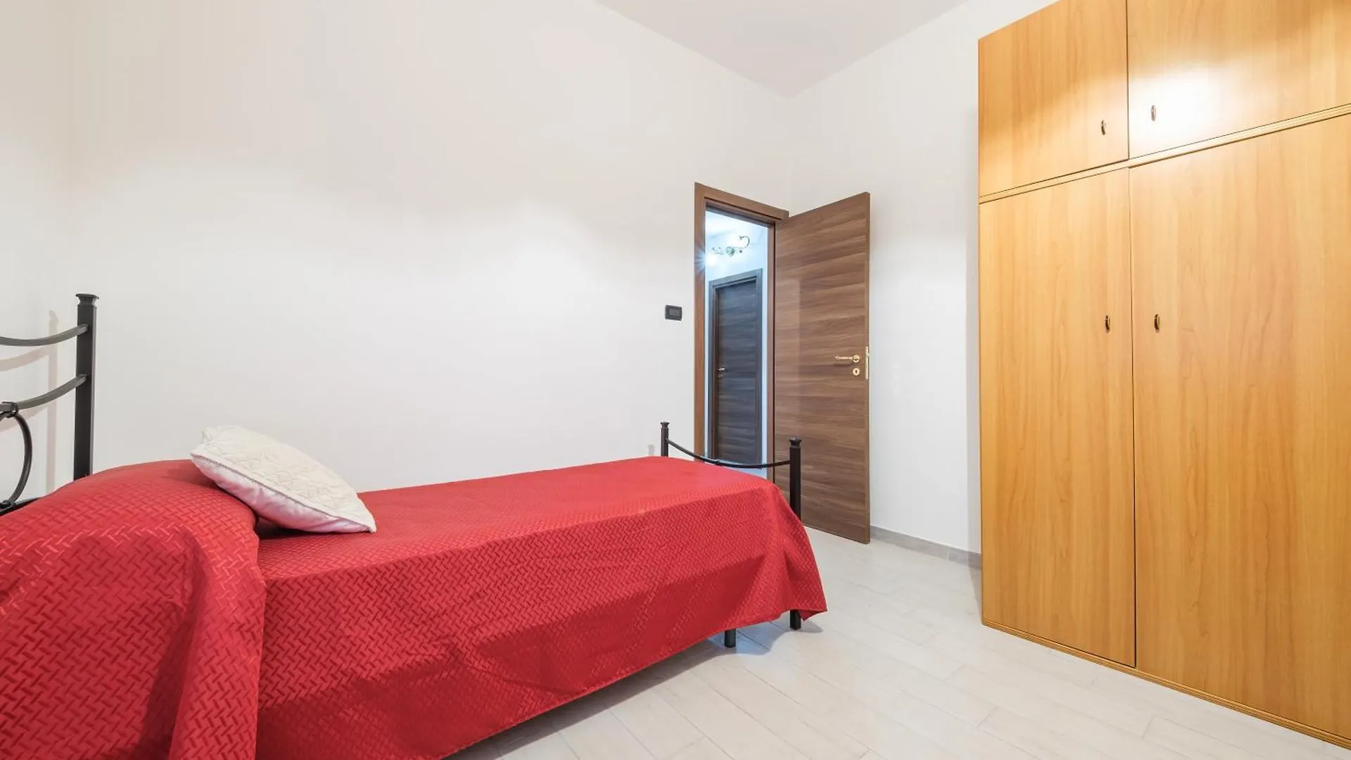Апартаменты Alkantara Holiday Home Франкавилла-ди-Сицилия